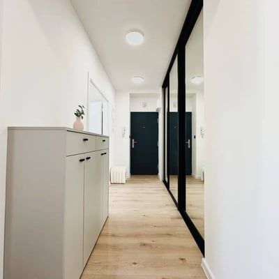 Vermietung einer geräumigen 3-Zimmer-Wohnung, 56 m², Stadtteil Staré Mesto, Bratislava, Slowakei